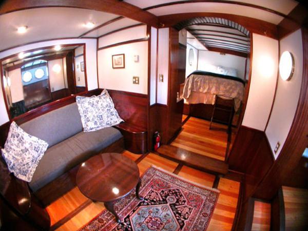 The Covington Houseboat Bed & Breakfast Saint Paul Bilik gambar