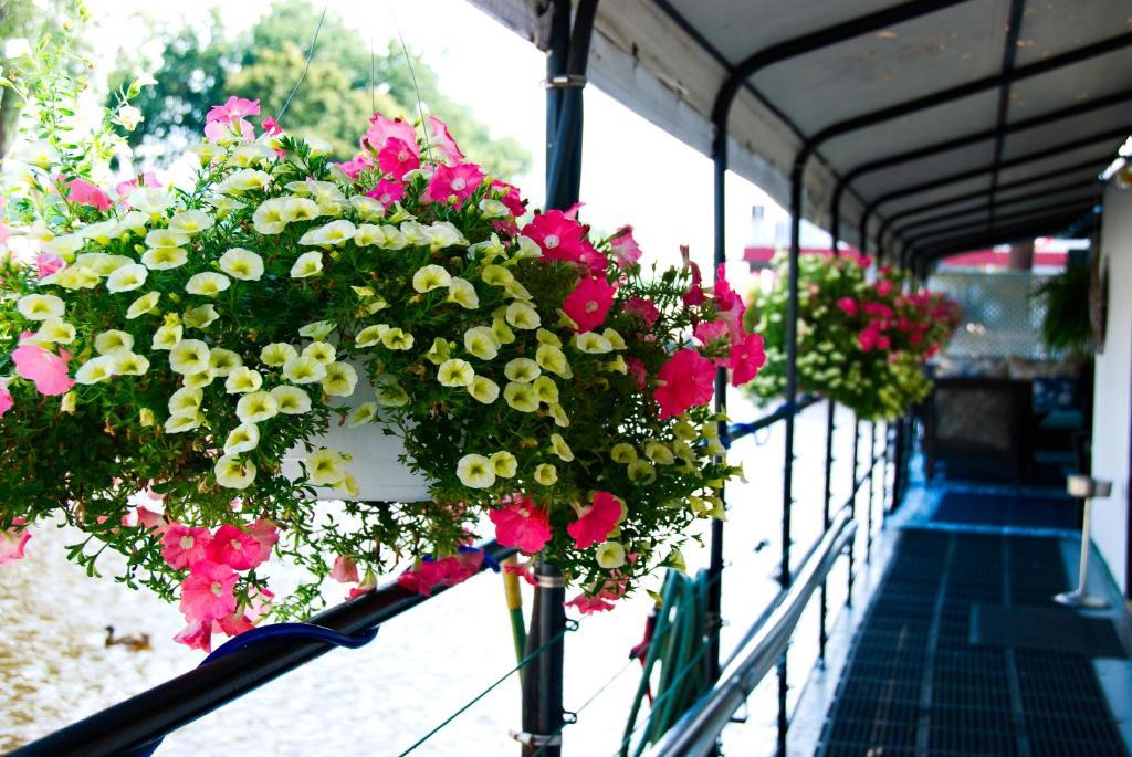 The Covington Houseboat Bed & Breakfast Saint Paul Luaran gambar