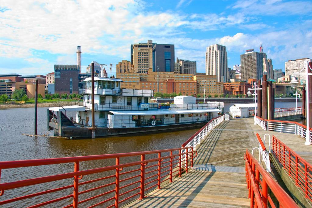 The Covington Houseboat Bed & Breakfast Saint Paul Luaran gambar