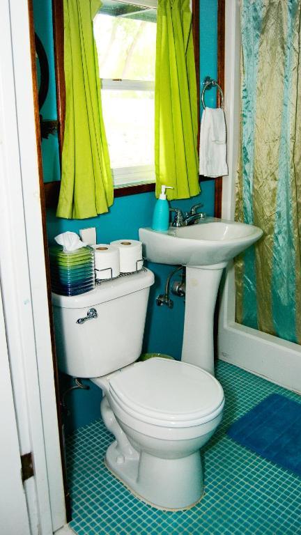 The Covington Houseboat Bed & Breakfast Saint Paul Bilik gambar